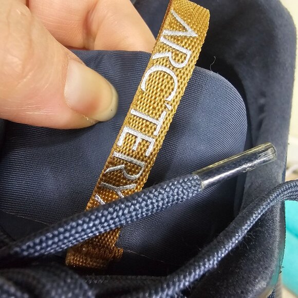 ArcTeryx Norvan LD 2 Mens Running Shoes 9 D Navy/Brown Vibram Sole Lightweight - Picture 10 of 11